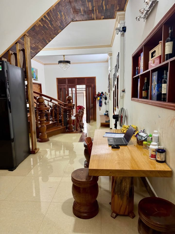 Nhà mái Thái hẻm 183 Mai Hắc Đế, Buôn Ma Thuột