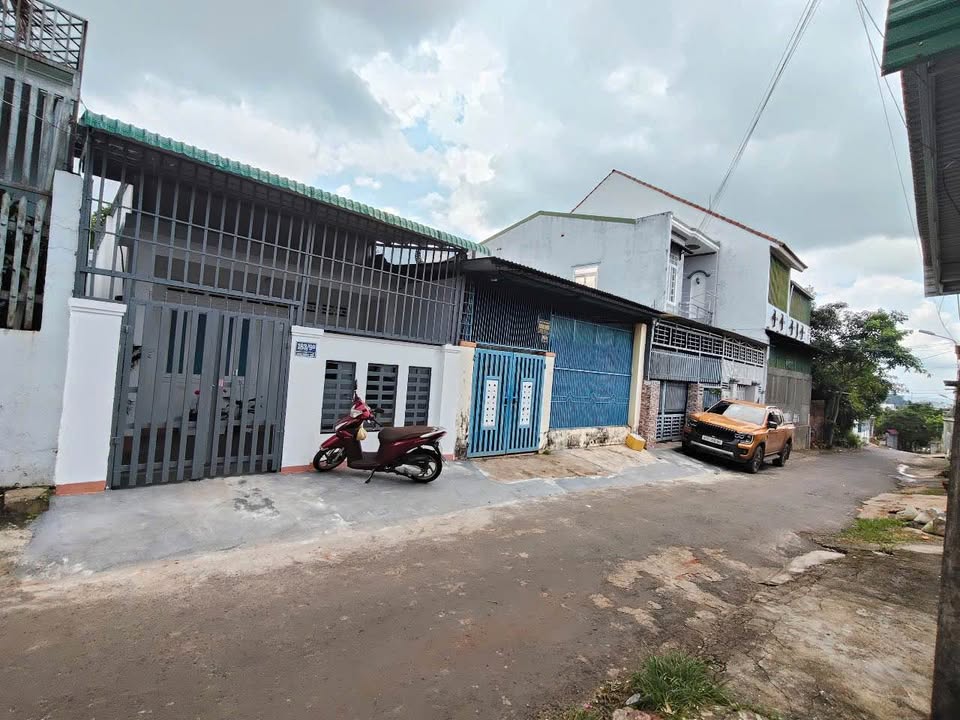 Bán nhà hẻm 183 Mai Hắc Đế, trung tâm Buôn Ma Thuột, ô tô tải tránh nhau, giá chỉ 1,85 tỷ
