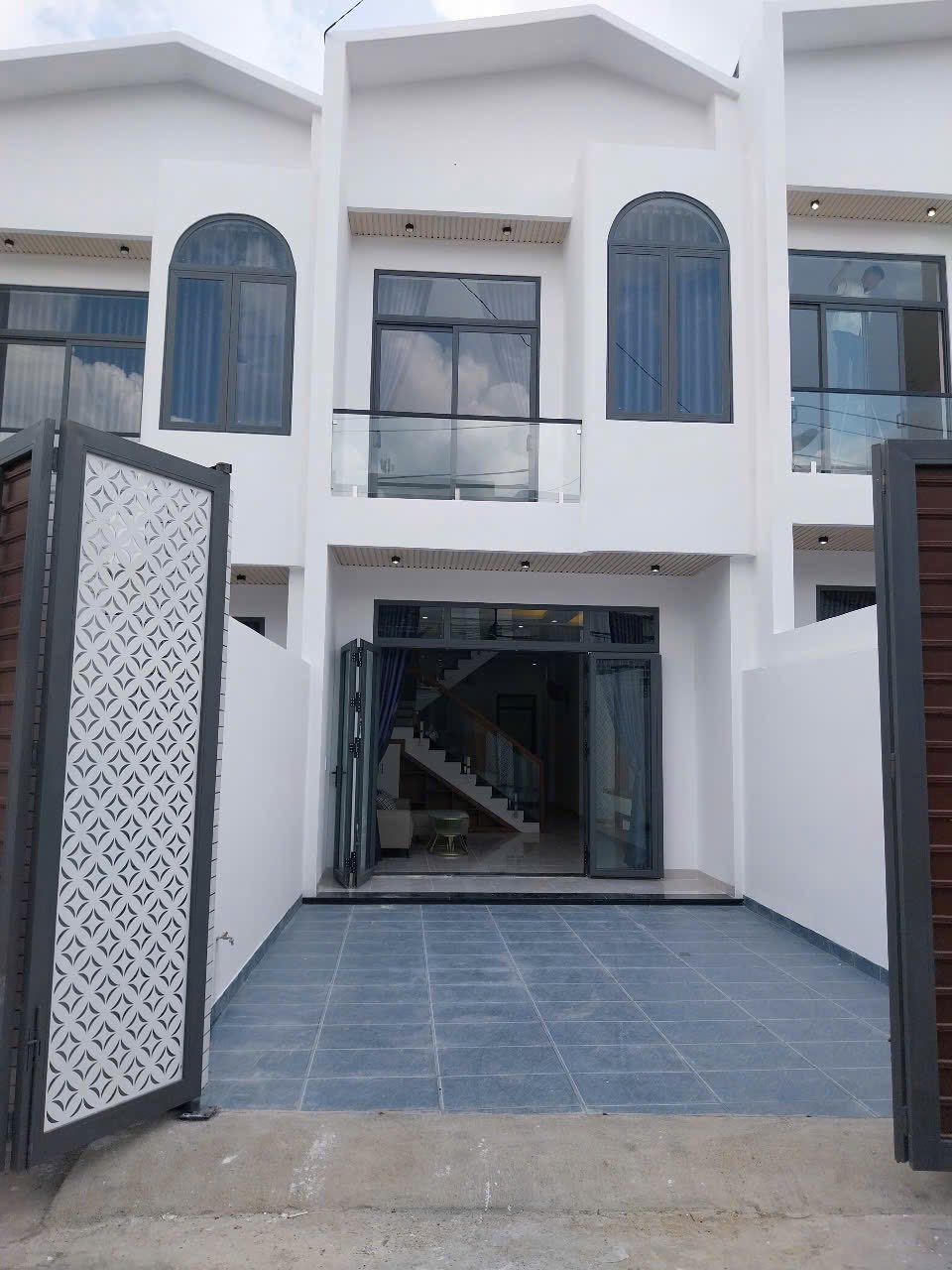 Nhà mới hẻm Y Wang, Ea Tam, cách Đại học Tây Nguyên 600m