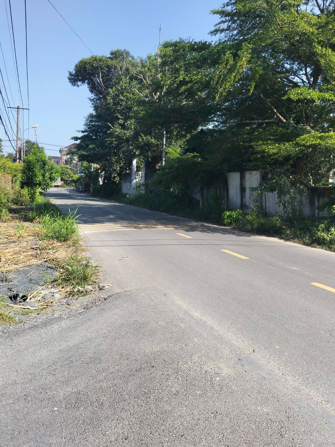 Đất Củ Chi 600m2 - Đường xe hơi, giá siêu hời