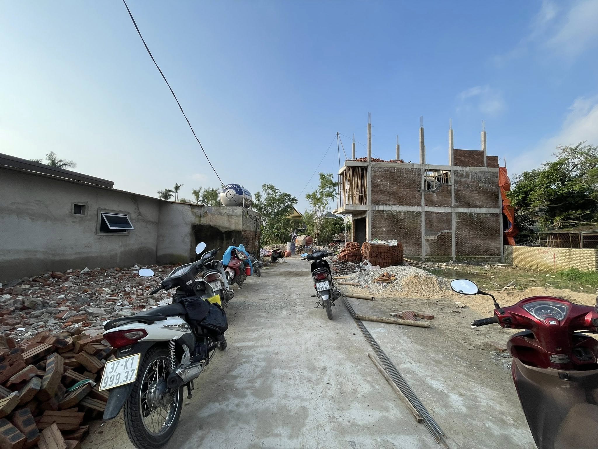 Đất vàng phường Đông Vĩnh, ngõ rộng thoáng, sẵn sàng đón chủ mới