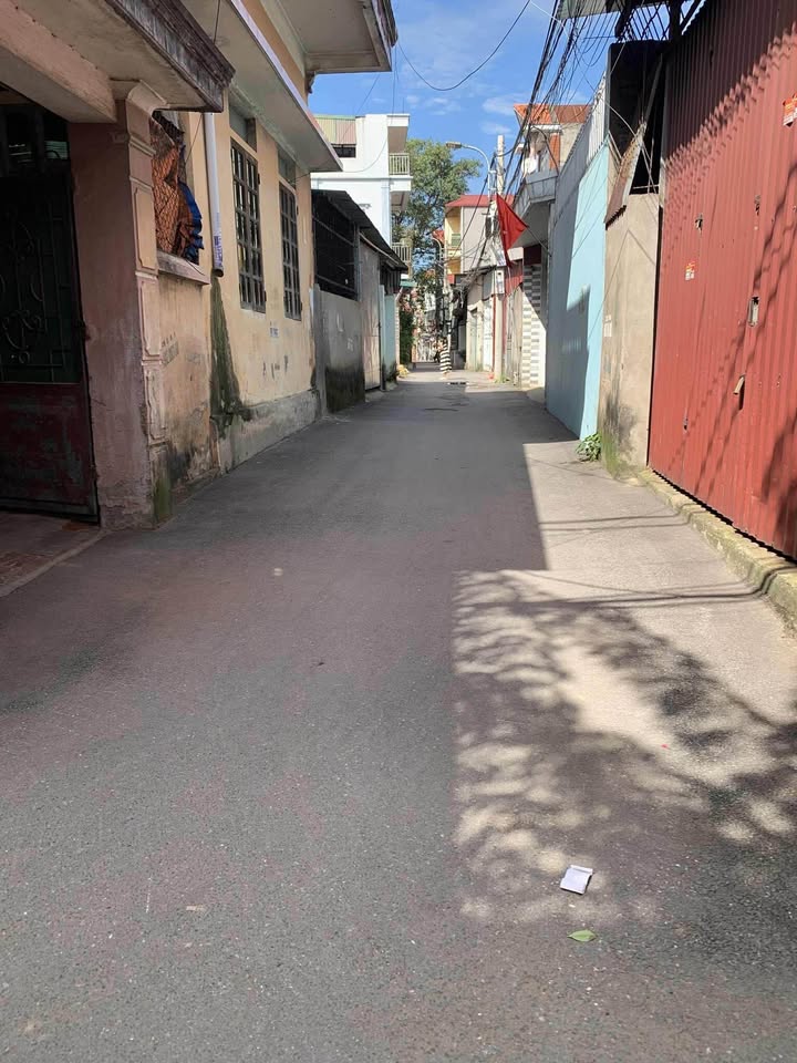 Nhà 6 tầng thang máy, lô góc, 3 bước ra mặt phố, chỉ hơn 8 tỷ