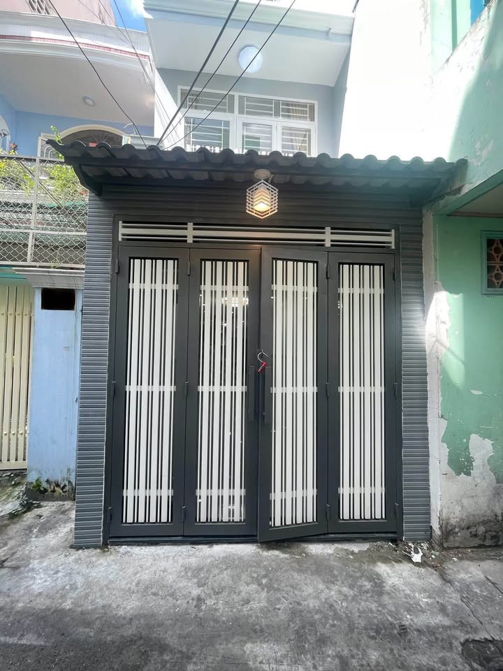 Chào mừng bạn đến với tổ ấm mơ ước tại hẻm 137 Âu Dương Lân, Quận 8