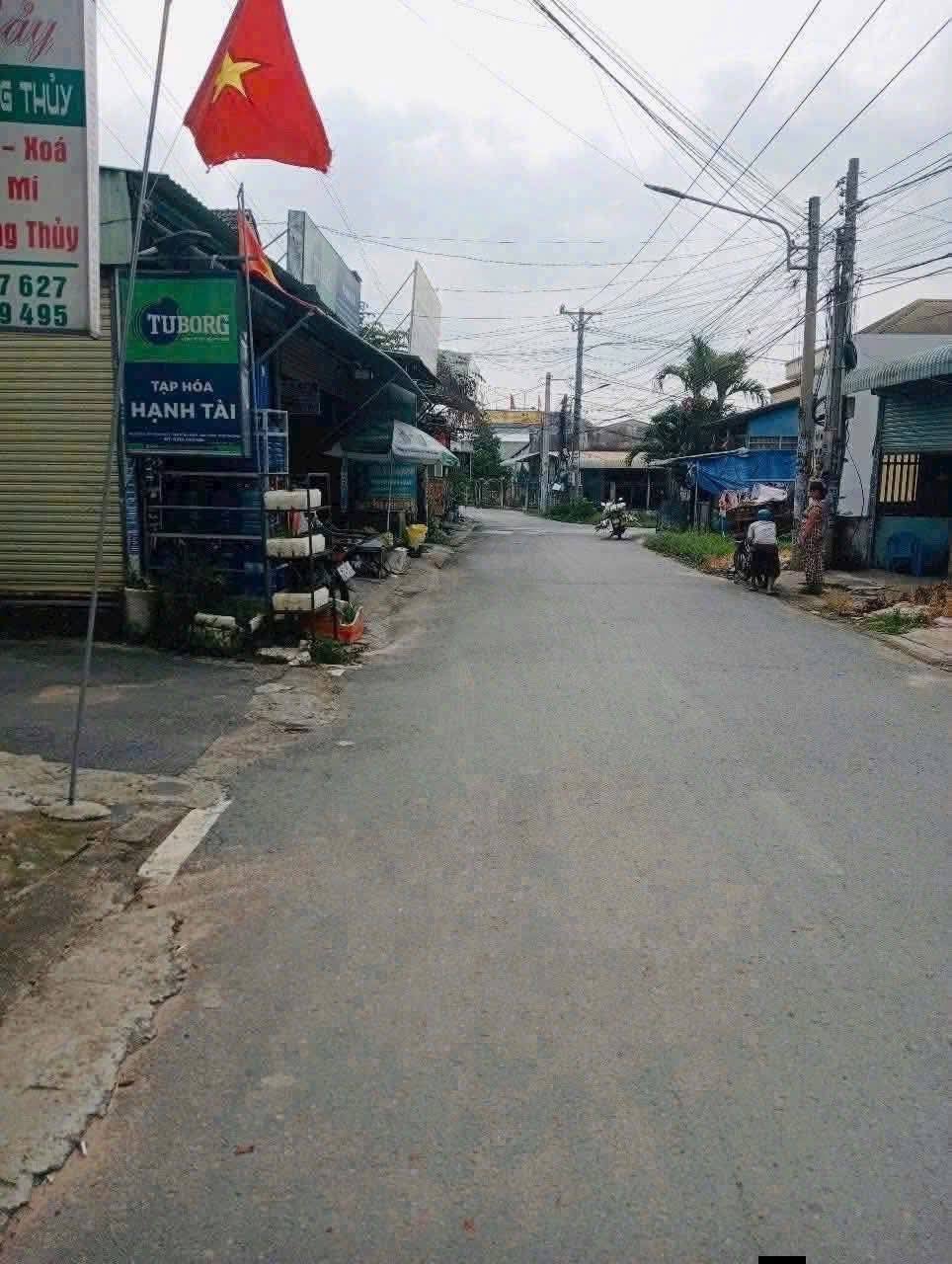 Đất mặt tiền đường nhựa, kinh doanh bao cháy - Giá iu thương 1.95 tỷ