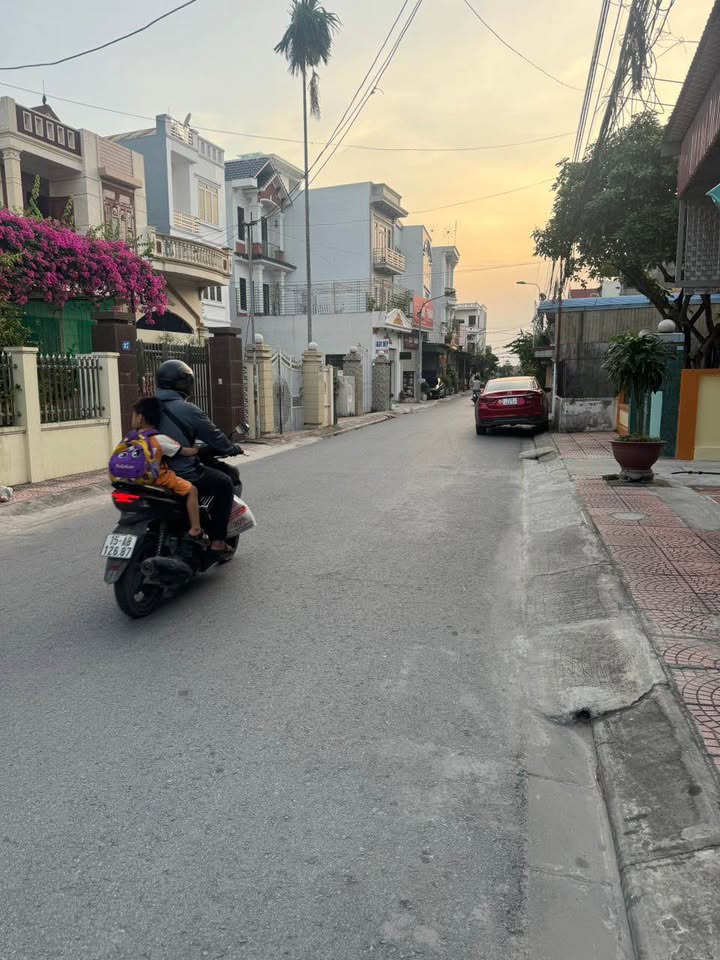 Đất vàng An Dương - 74m2 mặt đường, gần trung tâm hành chính