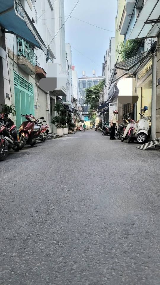 Nhà 80m2 2 tầng kiên cố, 2 phòng ngủ, gần chợ Tân Hương, Tân Quý, Thành phố Hồ Chí Minh 6 tỷ