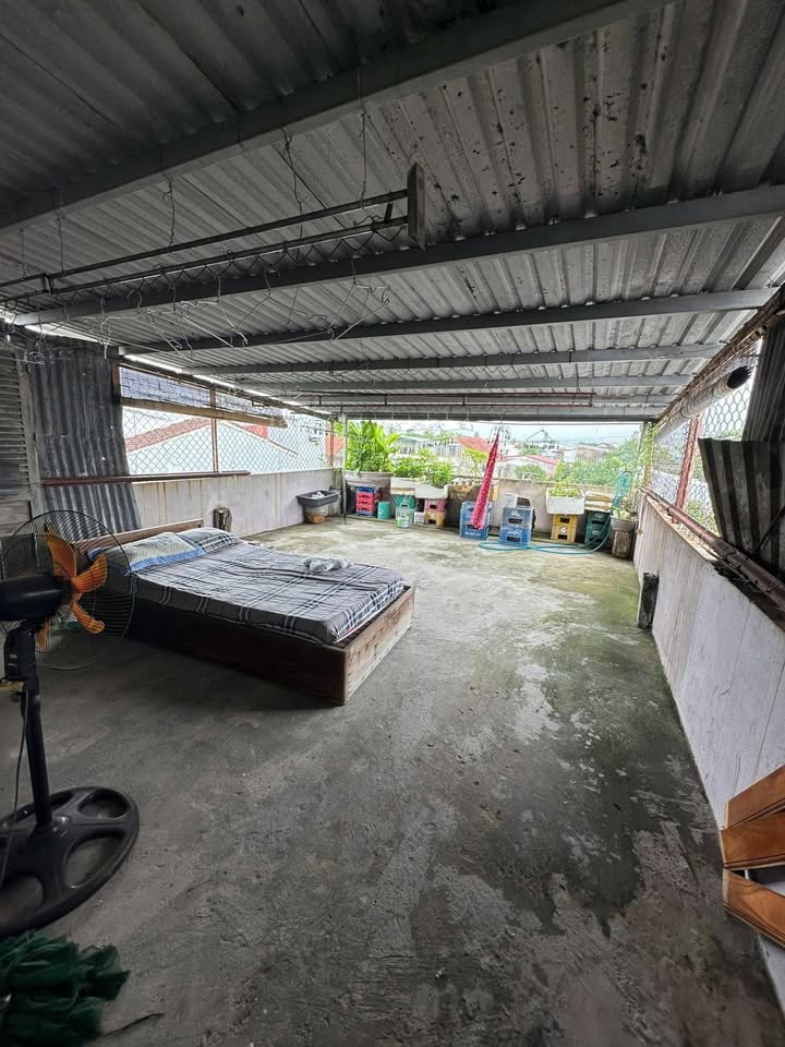 Nhà mặt tiền La Sơn Phu Tử, Huế 2 tầng thoáng đãng, kinh doanh đắc lợi