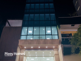 Cho thuê nhà mặt phố kinh Vương Thừa Vũ, kinh doanh sầm uất, 6 tầng vỉa hè rộng