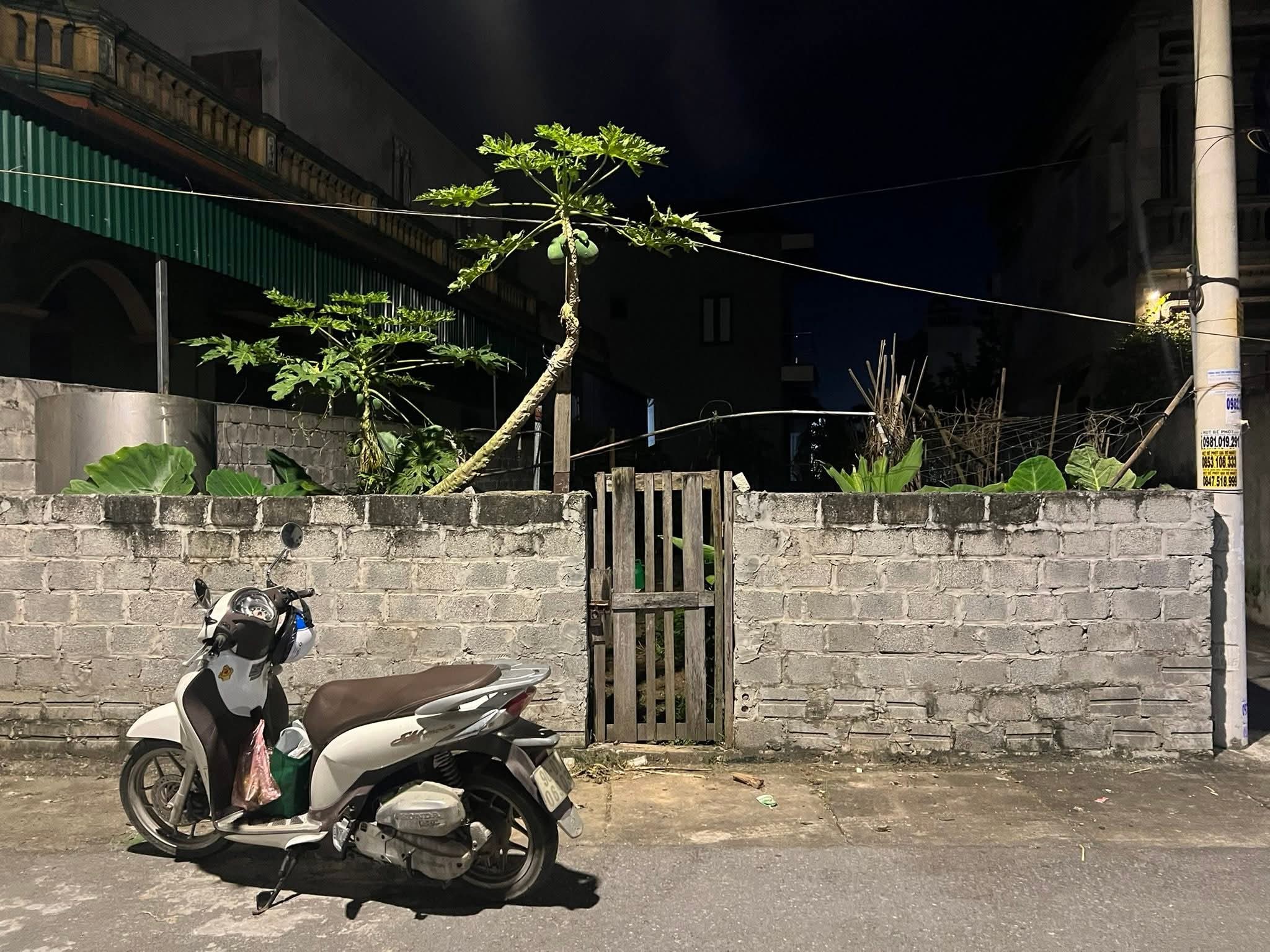 Đất lô góc cực xịn, hai mặt đường, giá hấp dẫn tại Duy Tiên