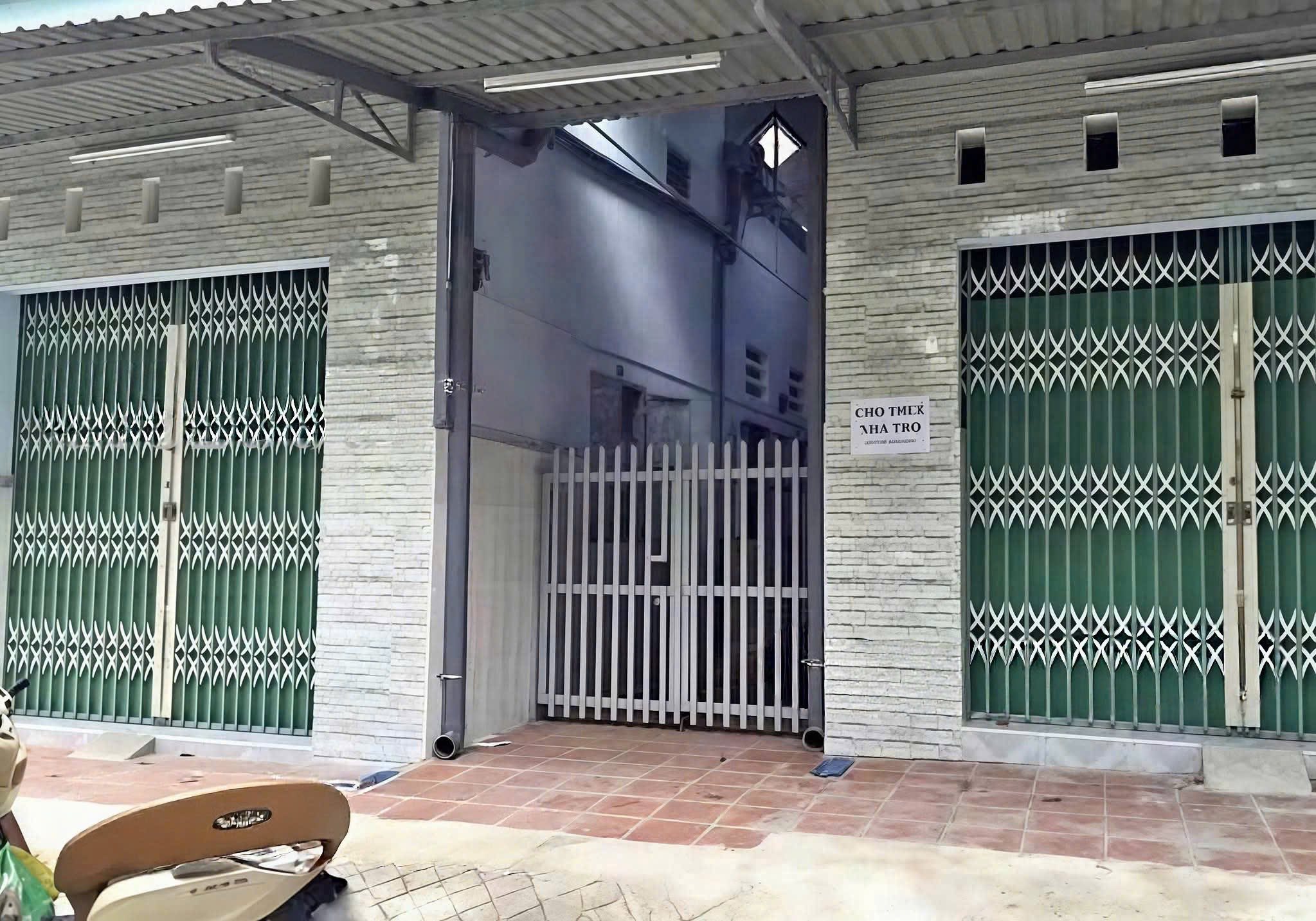 Bán gấp dãy trọ 8 phòng, thu nhập 12 triệu/tháng, gần khu công nghiệp Cầu Tràm