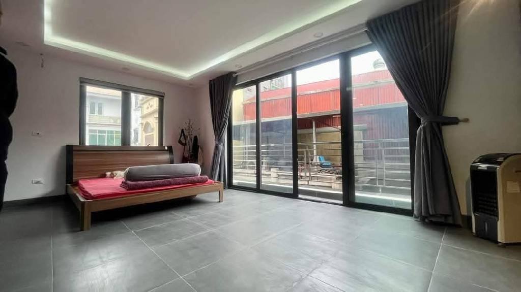 Bạch Mai, lô góc 2 thoáng, 15m ra ô tô, nhà đẹp như mới, trung tâm Hai Bà Trưng