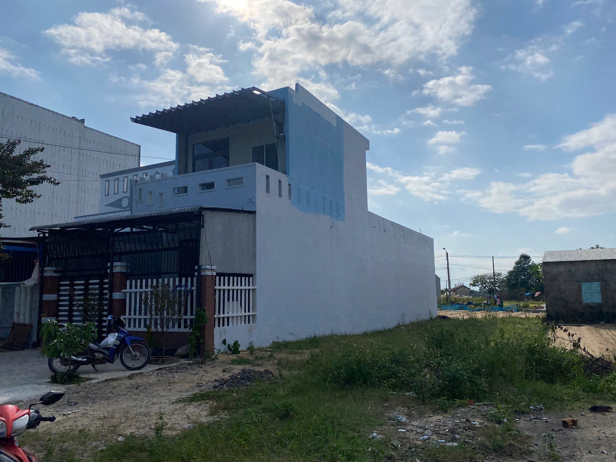 Đất vàng Hội An - Kinh doanh sầm uất, tiện ích bủa vây, giá chỉ 3.1 tỷ