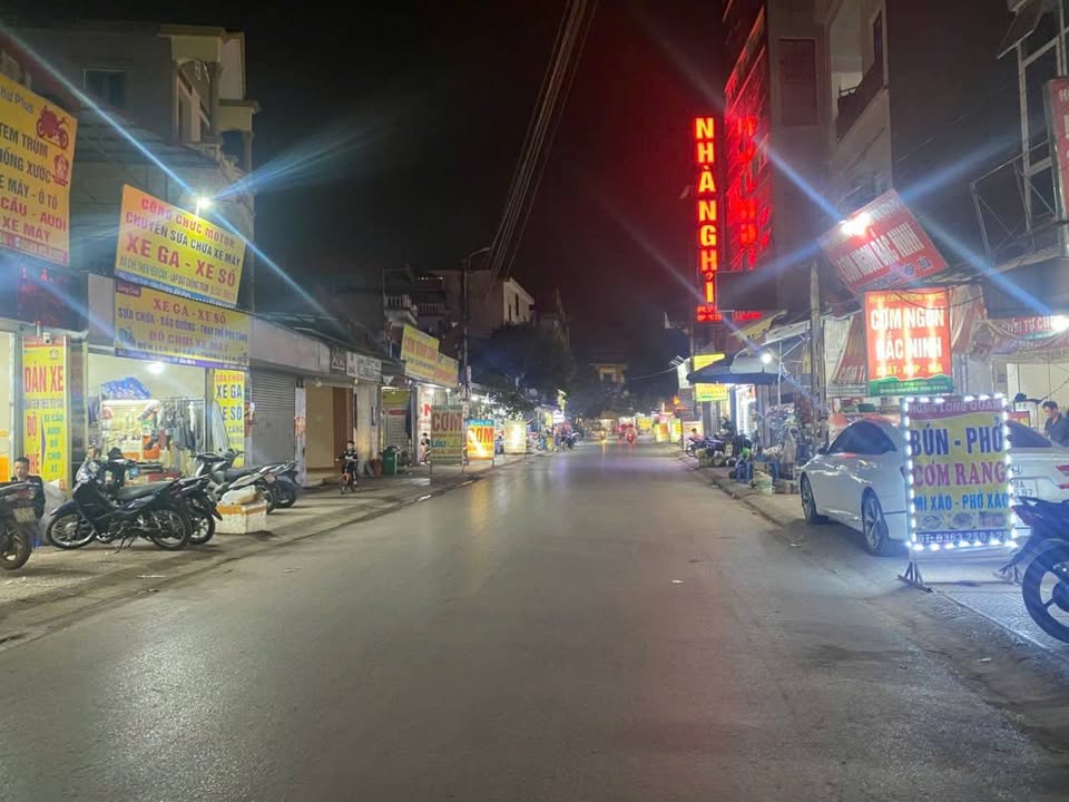 Nhà trọ đắc địa, mặt tiền rộng, dòng tiền sinh lời, ngay trục chính Từ Sơn