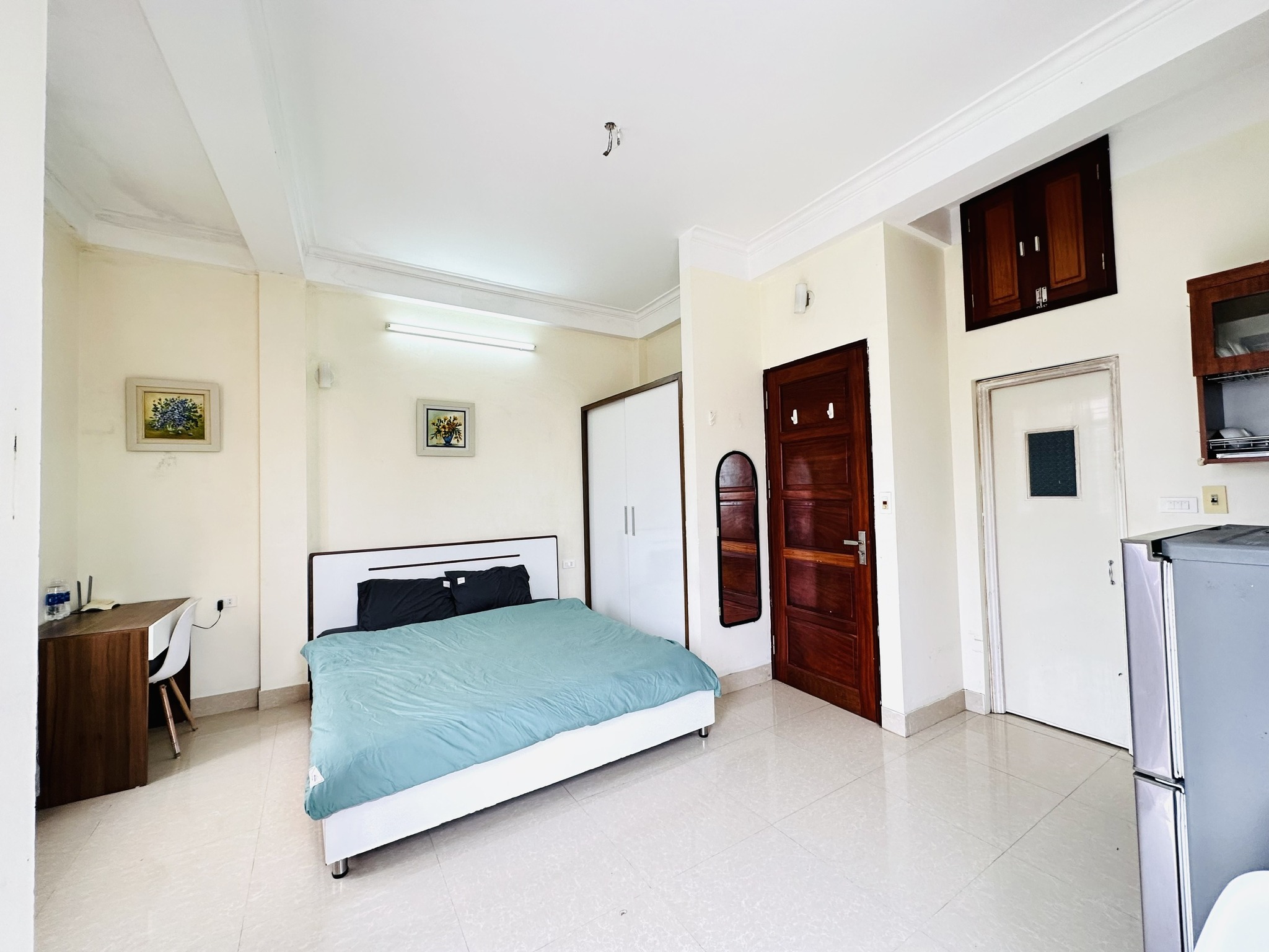 Studio view Hồ Tây, 32m2, ban công thoáng mát, chỉ 5,5 triệu/tháng