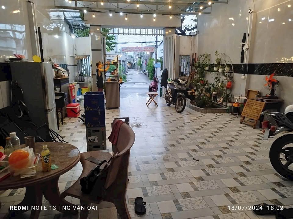 Nhà mặt tiền Rạch Dừa, 165m2, 4 tầng, sổ riêng, 8,2 tỷ