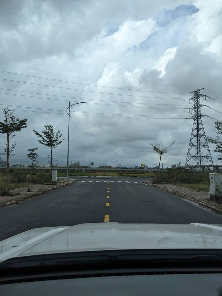 Bán gấp lô đất tái định cư 90m2, ngang 5m, giá 890 triệu tại Bình Định