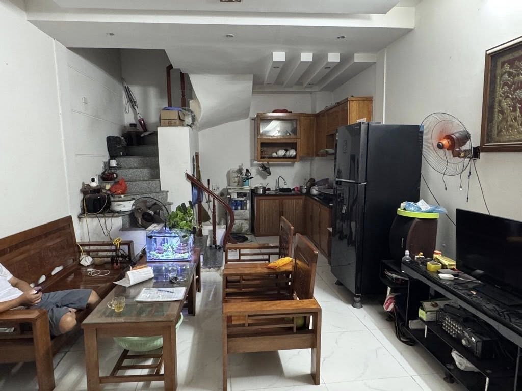 Nhà 5 tầng Thanh Xuân 30m2, ngõ tránh xe ba gác, sổ đỏ đẹp