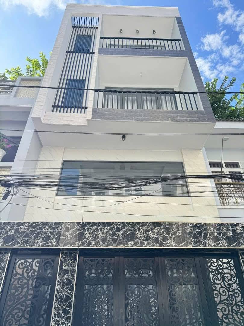 Nhà 3 tầng 72m2 hẻm ô tô Phan Chu Trinh, Vũng Tàu - Gần biển Bãi Sau