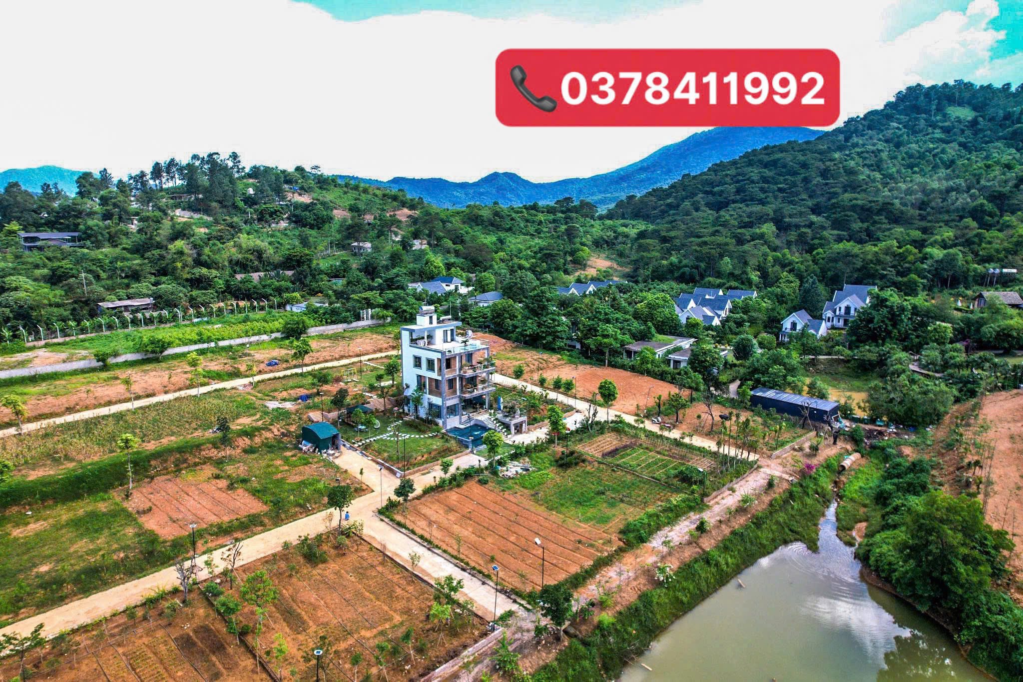 Đất Ba Vì view hồ, núi, 190m2 full thổ cư chốt ngay kẻo lỡ