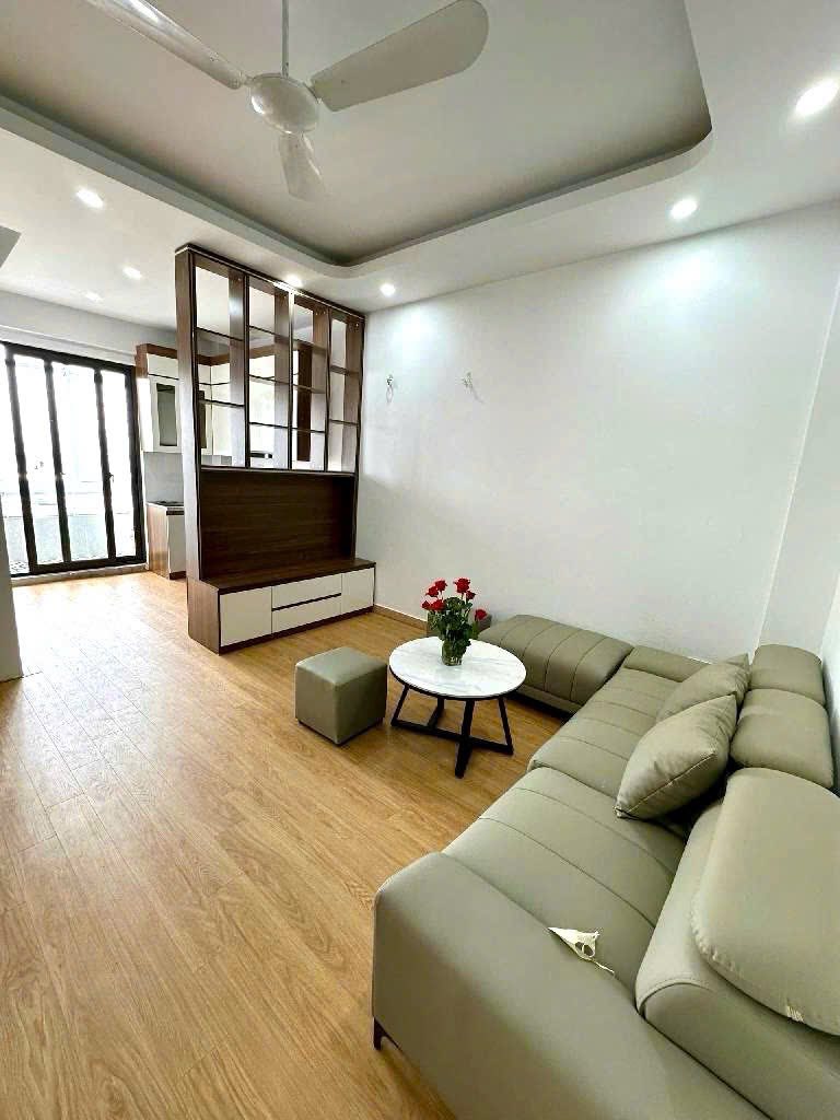 Chung cư Hoàng Mai lô góc 2 phòng ngủ đủ nội thất, sẵn sàng đón chủ mới