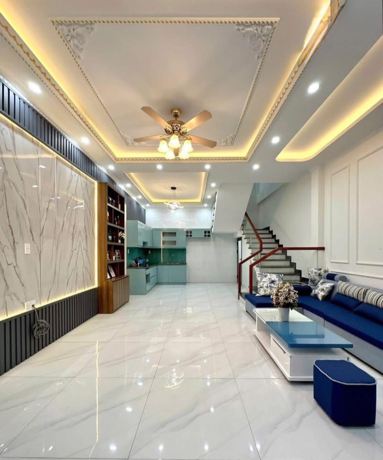 Nhà Liên Mạc 35m², 5 tầng ô tô vào nhà, kinh doanh đỉnh cao