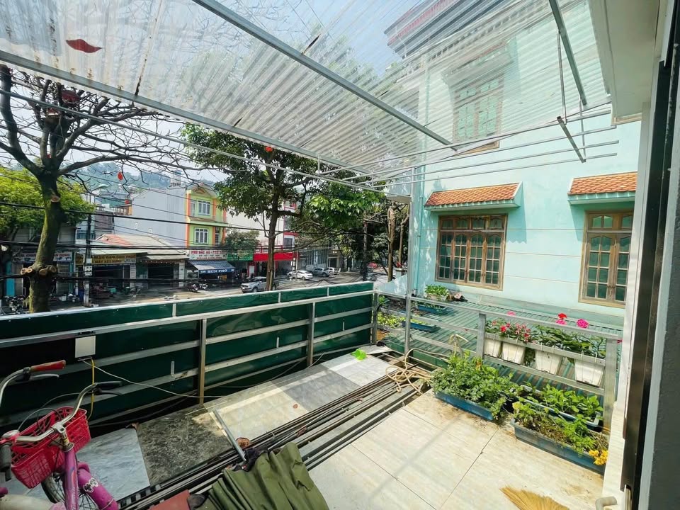 Bán nhà 2 tầng 90m2 mặt tiền kinh doanh đường Lê Thanh, Lào Cai