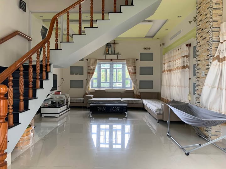 Biệt thự sân vườn Lộc Sơn, 1.200m2, 276m2 thổ cư, giá 8,7 tỷ