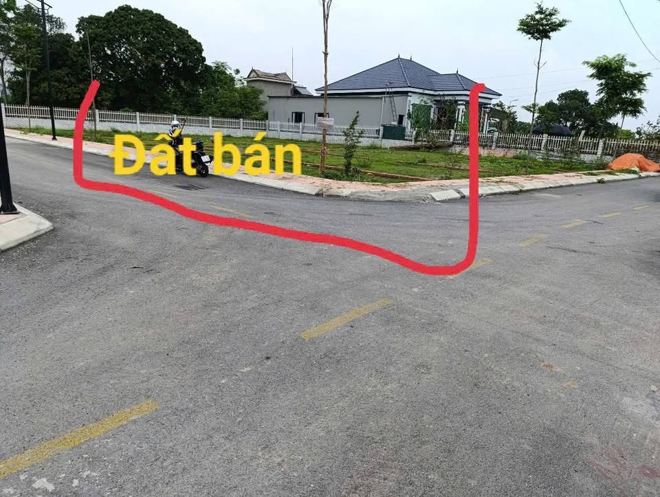 Lô góc 2 mặt tiền, 100m2 full thổ cư Sóc Sơn, giá chỉ 2x triệu/m2