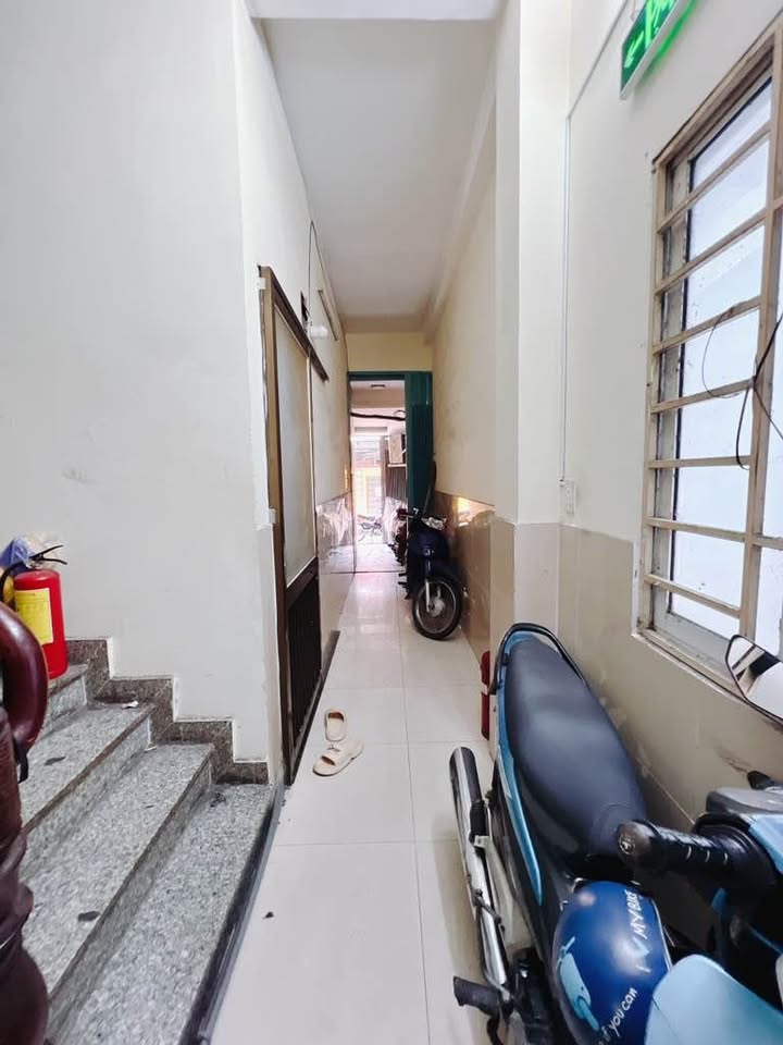 Căn hộ dịch vụ Quận 8, 11 phòng đẻ ra tiền 60 triệu/tháng, sổ hồng riêng