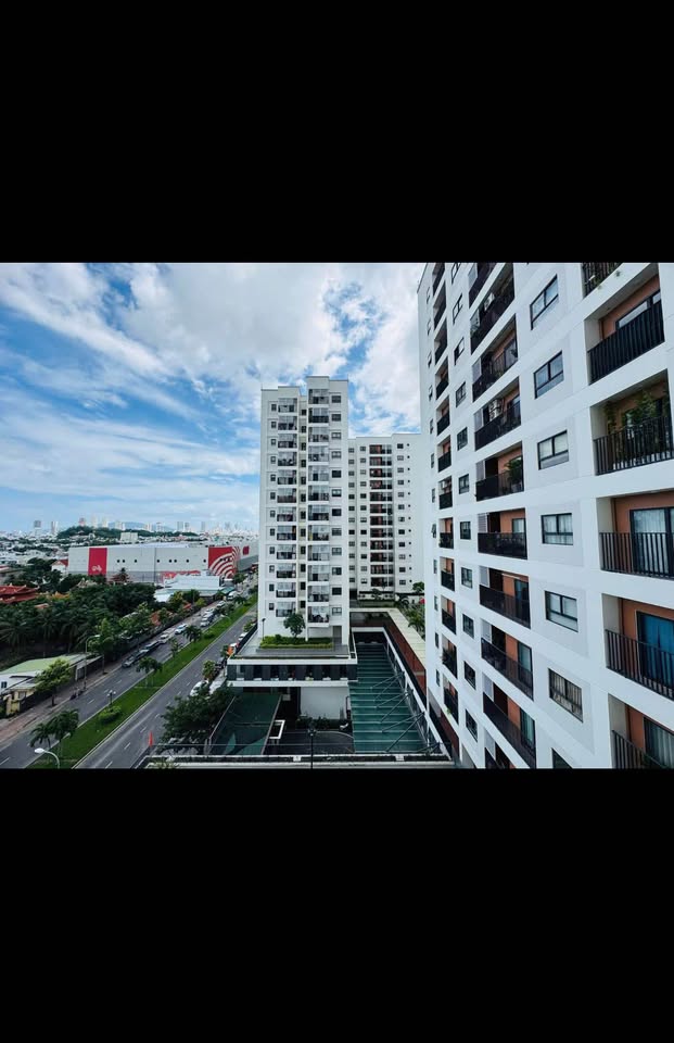 Căn hộ 2 phòng ngủ view đẹp, full nội thất xịn xò - Giá hời 13.5 triệu/tháng