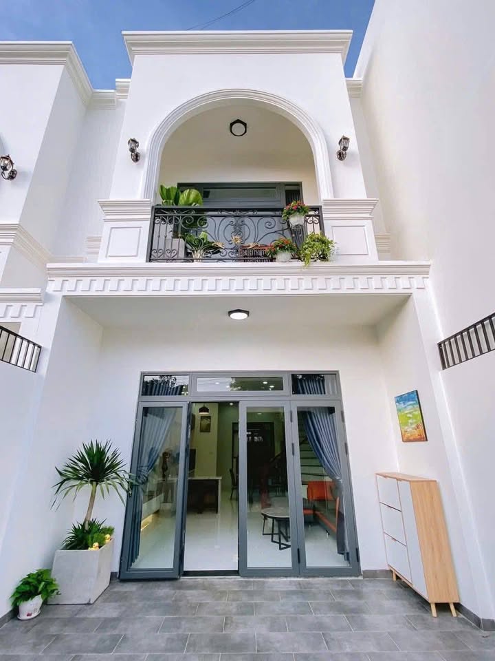 Nhà Xô Viết, Nghệ Tĩnh 5m x 19,5m, 3,85 tỷ , sân ô tô