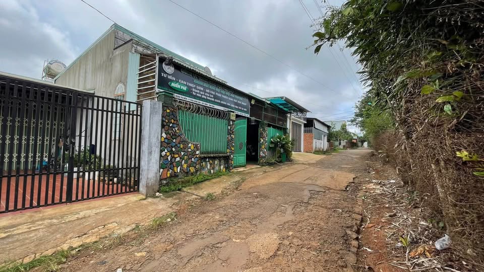 Nhà 1 mê lỡ hẻm 8m Nguyễn Viết Xuân, Hội Phú, Gia Lai - Giá tốt