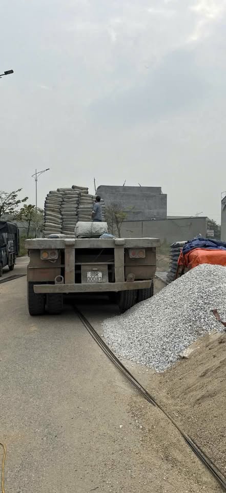 Đất vàng Vĩnh Yên 100m² trung tâm, đường 13,5m, giá hời