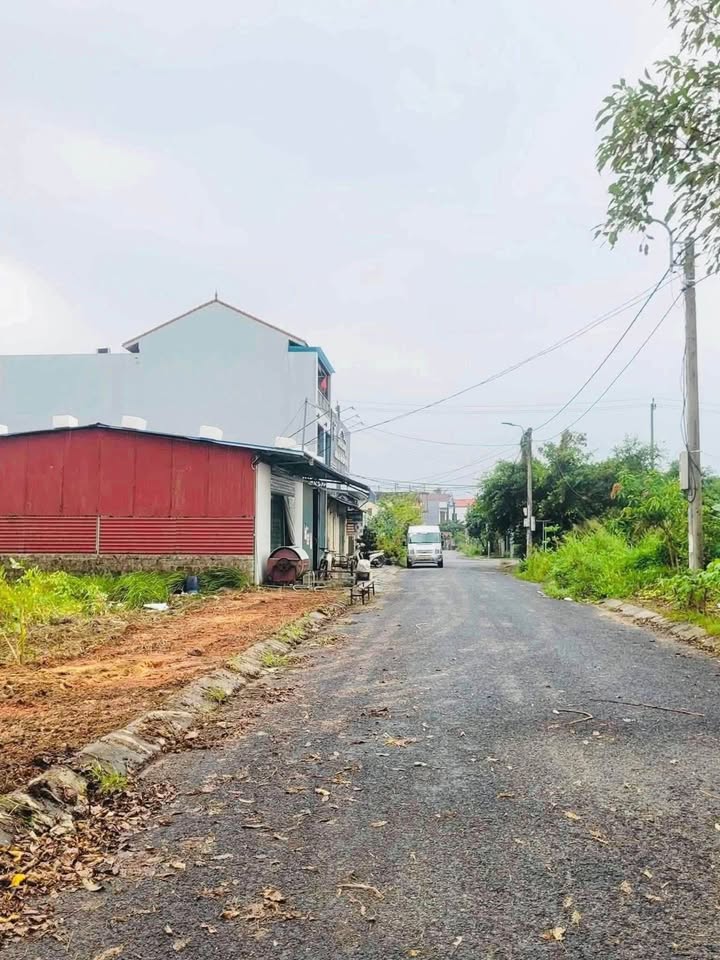 Cơ hội sở hữu ngay căn nhà mặt tiền "siêu xinh" tại khu vực Chợ Mới Đức Ninh, tỉnh Quảng Bình