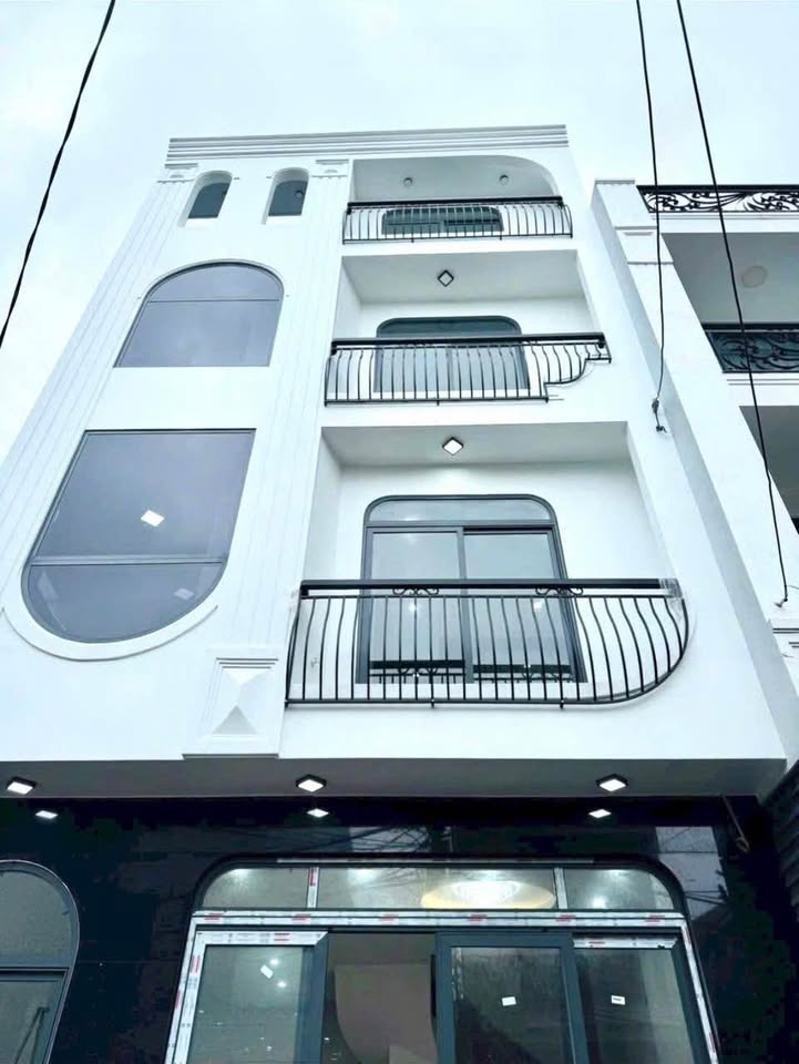 Nhà góc 4 mê mới đẹp, nở hậu, đường ô tô thông, 44,1m2 Quy Nhơn