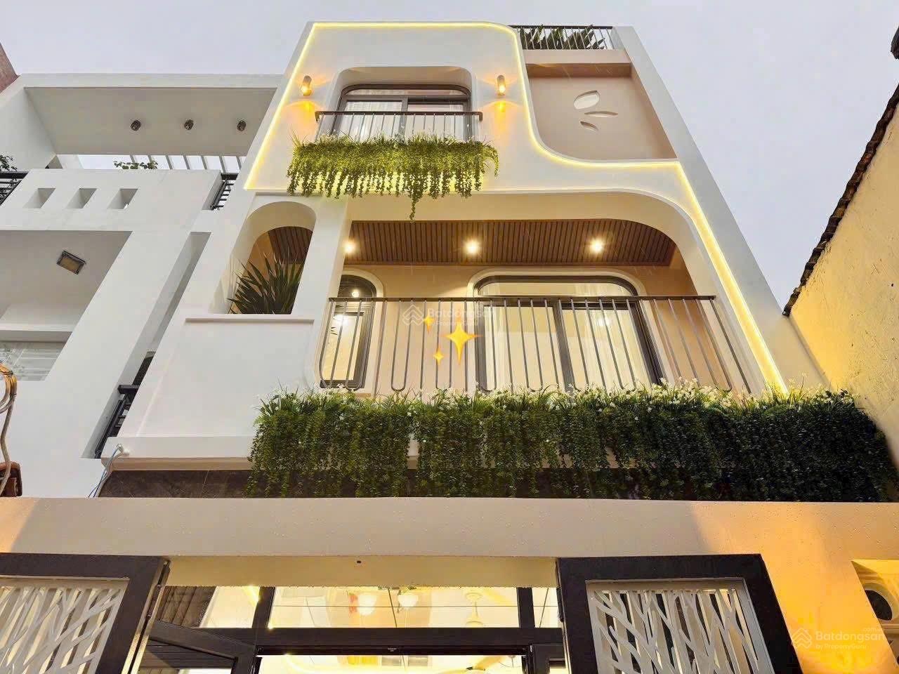 Chị My chuyển công tác bán nhà Đ.Thiên Phước- Q.Tân Bình đang cho thuê 22triệu. Giá: 3TỶ340/ 77,5m2