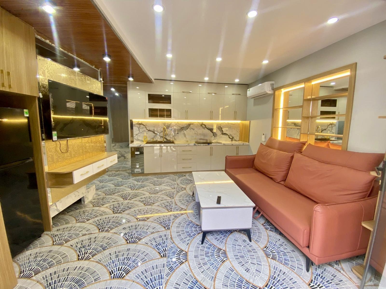 Nhà 3 Tầng 2PN-3WC FULL NỘI THẤT Hẻm 5,0m 108/2 Trần Văn Quang giá 4,1T TL . Vũ Lộc Phát 0934033188