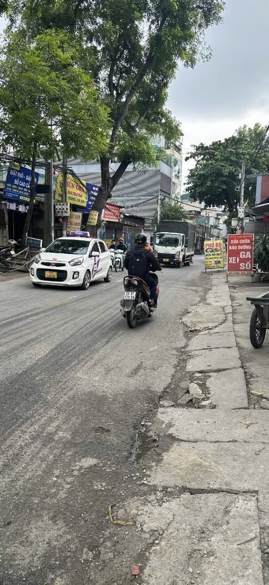 Bán nhà 66m², 3 tầng, Hữu Hưng, Tây Mỗ, ô tô đỗ cửa