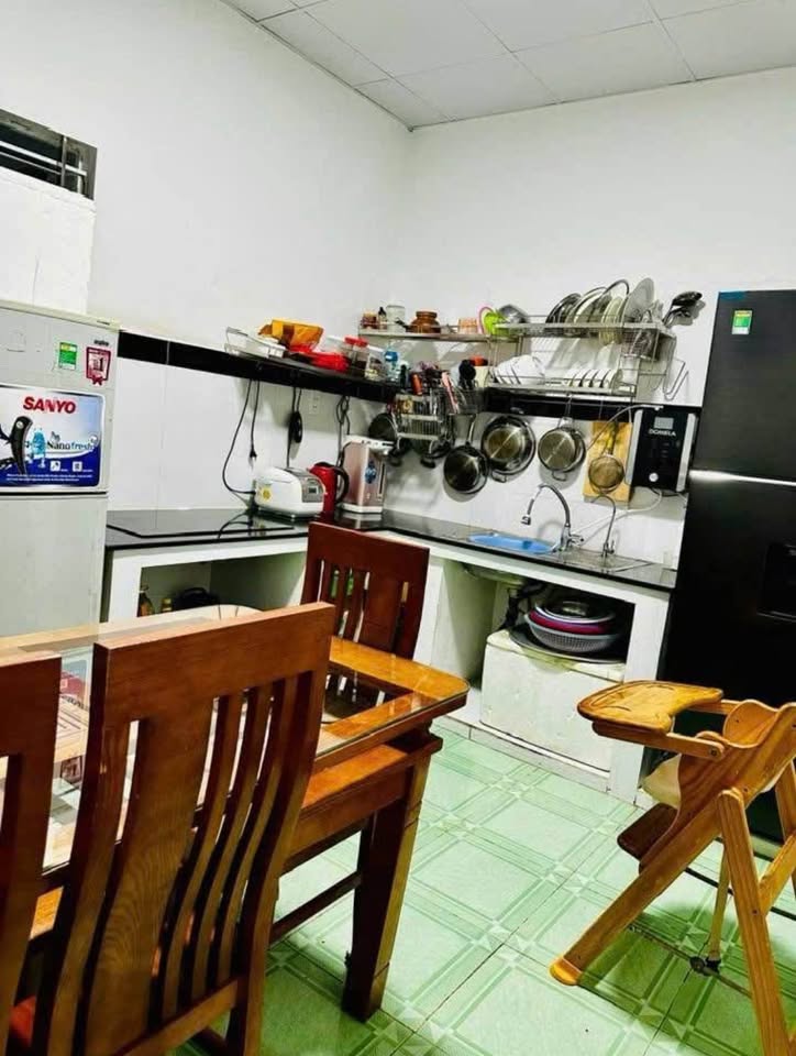 Nhà hẻm 828 đường 30/4 50m², 2 phòng ngủ, sổ đỏ, giá 2,25 tỷ