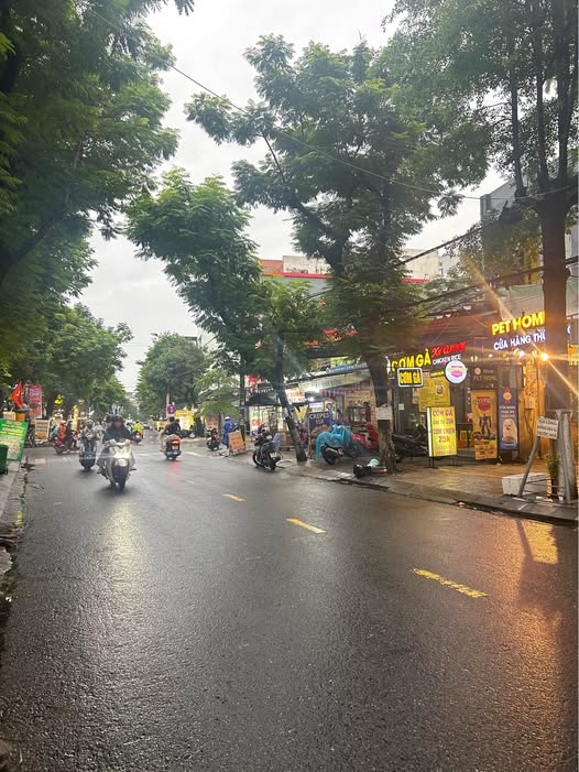 Nhà kiệt ô tô đường Đỗ Bá, diện tích 96m2, gần biển Mỹ Khê siêu chill