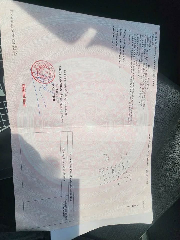 Bán lô đất vị trí cực đẹp, nằm ngay trung tâm khu dân cư hiện hữu