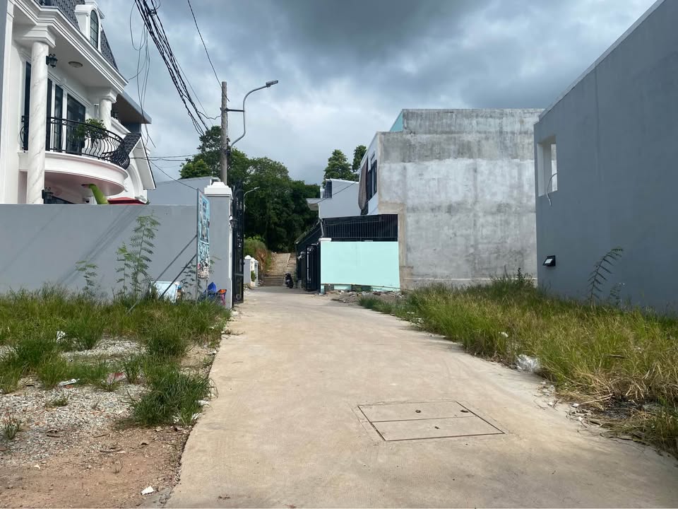 Đất xịn 100m2, ngang 5.5m, đường xe hơi, giá nhỉnh 1.5 tỷ