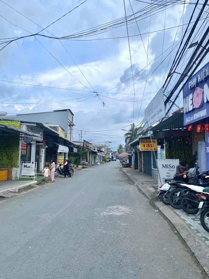 Nhà trệt lửng mặt tiền hẻm 132 Đường 3/2, Cần Thơ - Giá 12 triệu/tháng