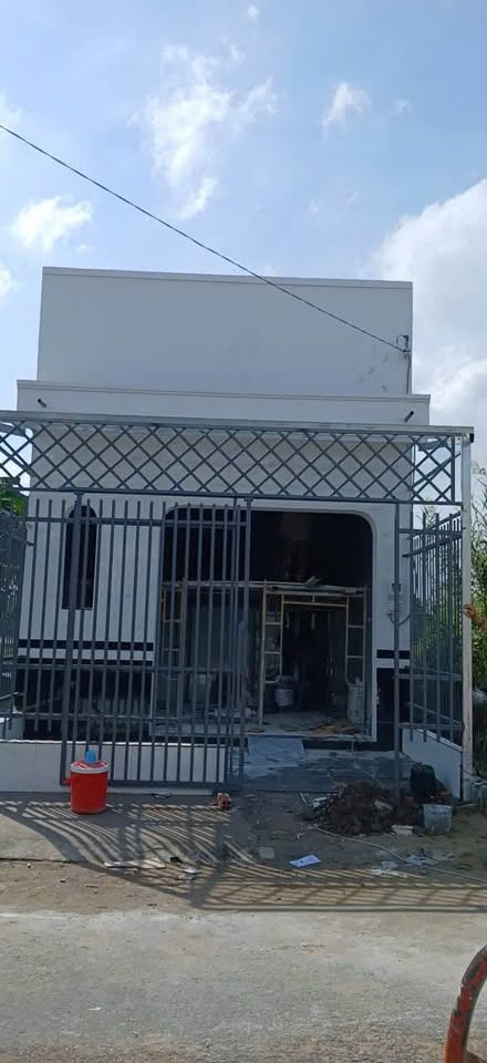 Nhà mới xây gần trường Bùi Thị Xuân, Mỹ Quý