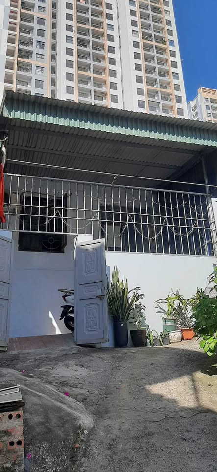 Nhà xinh Hạ Long, 78,6m2, sổ đỏ sẵn sàng, giá iu thương 1,5 tỷ