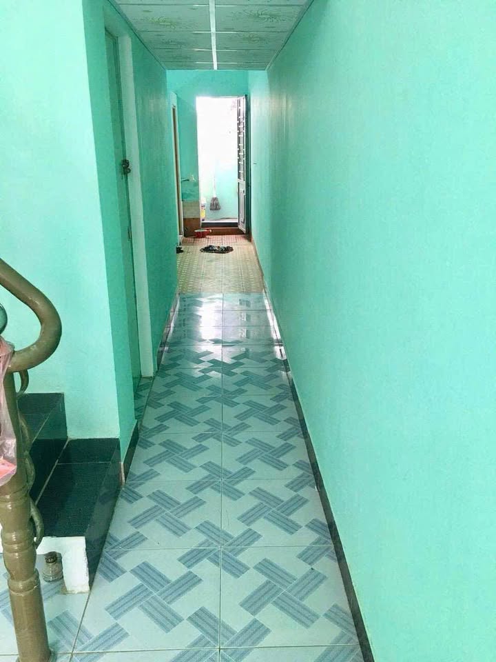 Mặt tiền hời 2,1 tỷ, sát trường học, sổ đẹp như tranh