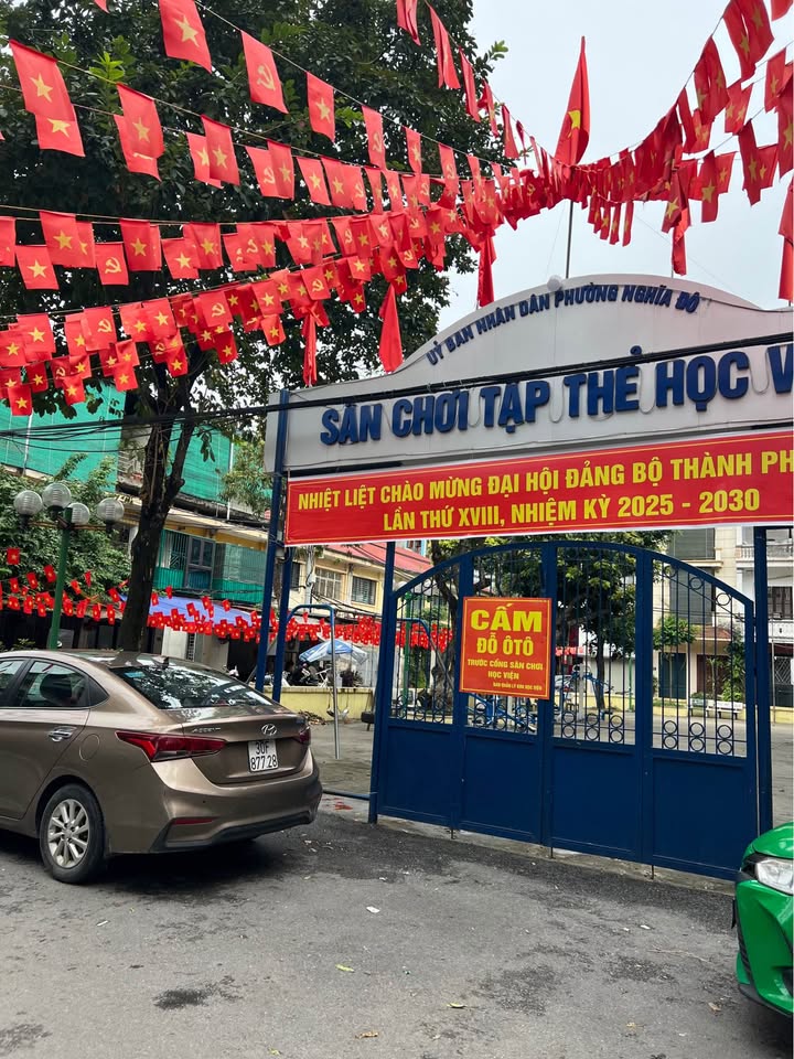 Bán nhà phân lô 6 tầng, mặt tiền 5m, ô tô đỗ cửa tại Nghĩa Tân, Cầu Giấy, giá 11 tỷ