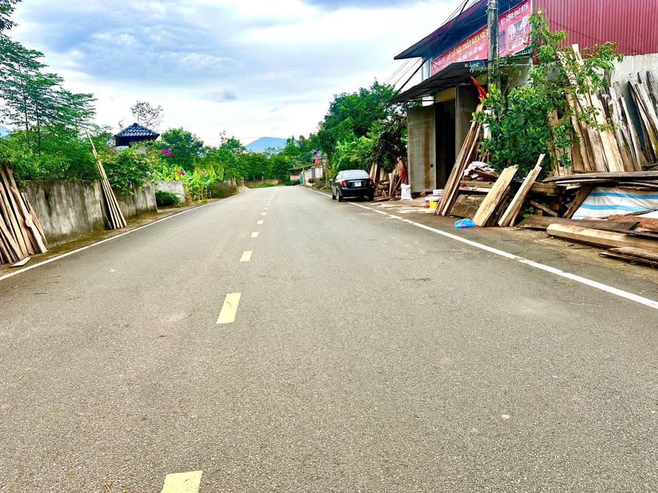 Bán đất 102m2 mặt trục chính Quan Đình, Tam Đảo, Vĩnh Phúc, giá tốt