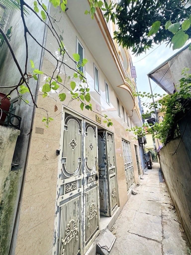 Nhà 5 tầng Trần Cung, diện tích 59,5m², vừa ở vừa cho thuê, ngõ thông ô tô