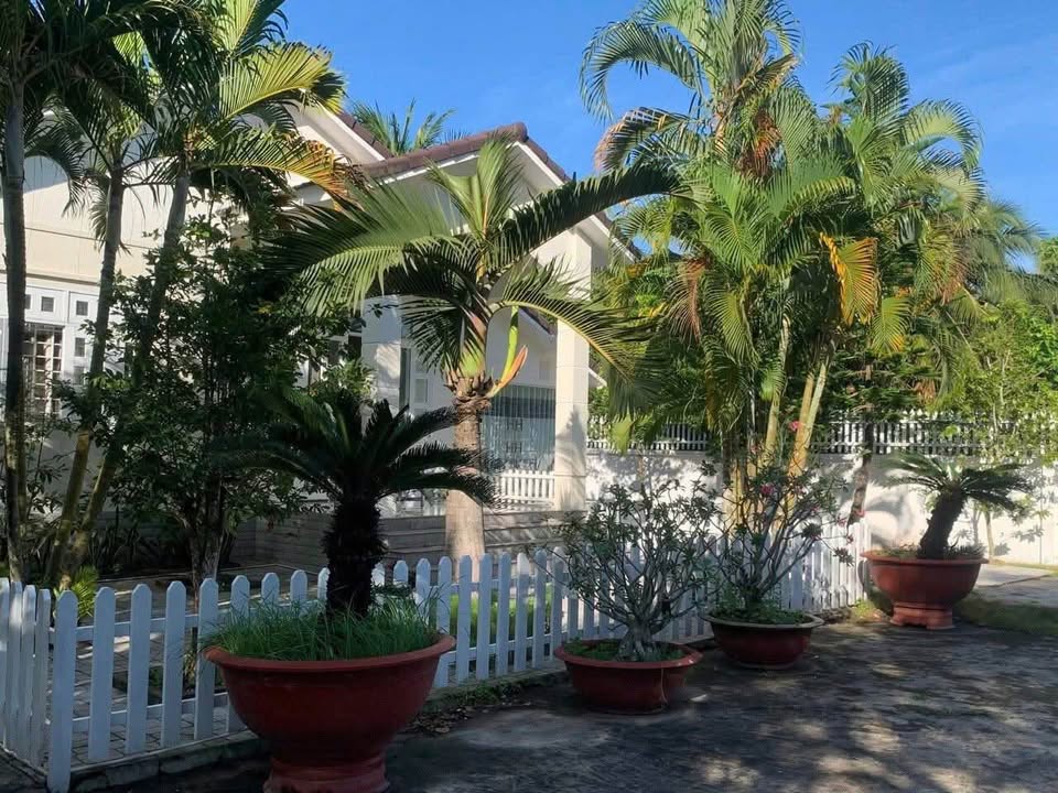 Siêu phẩm biệt thự sân vườn 999m2 đang chờ chủ nhân mới tại Mỹ Tho, Tiền Giang